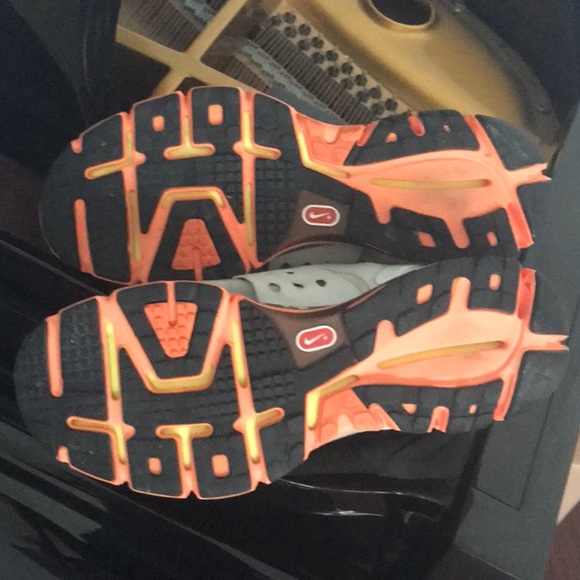 Nike women’s dynamic support shoes - Picture 3 of 3